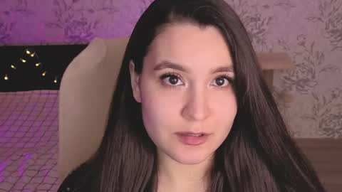 Annie online show from 04/11/26, 04:06