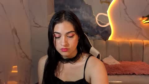 Live 1500am 2100pm COLOMBIAN HOUR online show from 03/12/26, 07:53