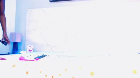 Snapshot of annyfiore chatting on 02/28/25, 05:37 Anny online show from 02/28/25, 05:37