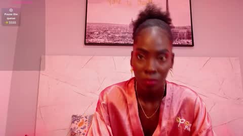 Snapshot of annyfiore chatting on 10/15/25, 02:22 Anny online show from 10/15/25, 02:22