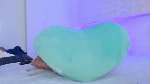 Annyluna online show from 01/13/25, 07:21