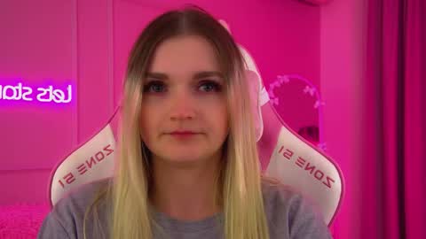 annyraii online show from 02/06/26, 06:33