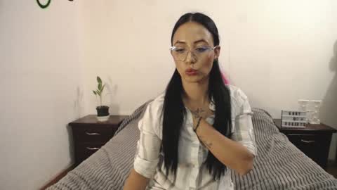 Anny online show from 01/25/25, 11:32