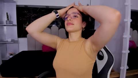 Anny online show from 01/14/26, 02:12