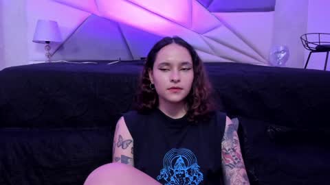 AnnyT online show from 12/27/24, 10:05