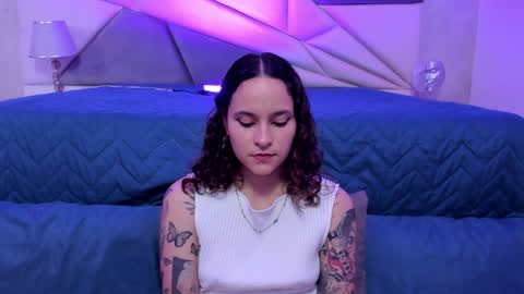 AnnyT online show from 01/06/25, 12:16