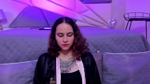 AnnyT online show from 01/10/25, 01:10