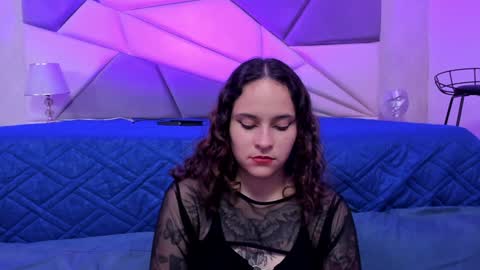 AnnyT online show from 01/22/25, 01:20