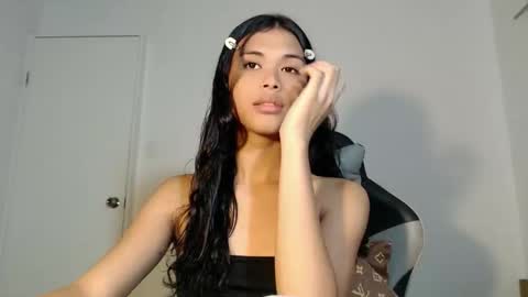 anok_yaii online show from 12/02/25, 11:37