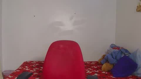 Snapshot of anonymous_face chatting on 11/26/25, 06:14 Anonymous online show from 11/26/25, 06:14