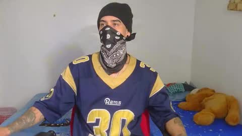 Snapshot of anonymous_face chatting on 12/02/25, 03:23 Anonymous online show from 12/02/25, 03:23