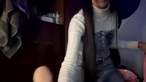 anotella_aa online show from 11/28/25, 05:21