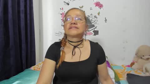 anthonela_mature_ online show from 10/15/25, 07:36