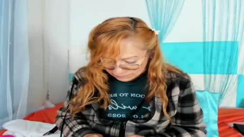 Snapshot of anthonela_mature_ chatting on 04/28/26, 10:48 anthonela_mature_ online show from 04/28/26, 10:48