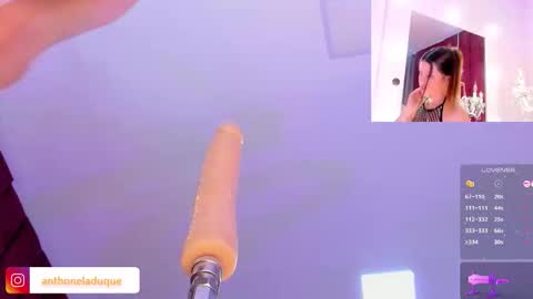 anthonelaDuque online show from 12/15/25, 02:16