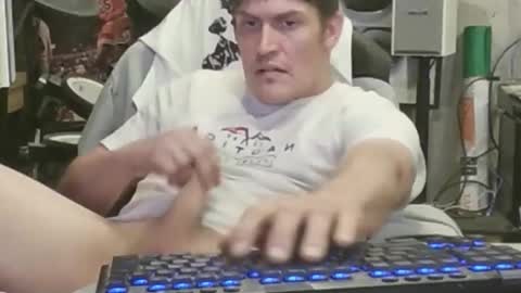 Snapshot of anthony_james6969 chatting on 10/15/25, 04:29 HornyAF in Sydney online show from 10/15/25, 04:29