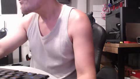 Snapshot of anthony_james6969 chatting on 12/14/25, 07:40 HornyAF in Sydney online show from 12/14/25, 07:40