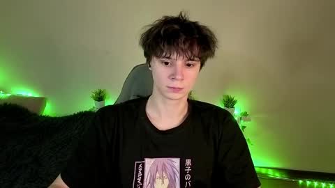 Snapshot of anthonycutie chatting on 05/13/26, 02:14 Anthony online show from 05/13/26, 02:14