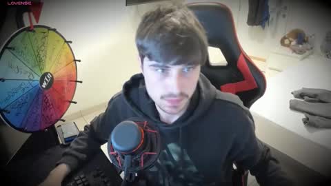 Snapshot of anthonyloveseks chatting on 11/26/25, 04:19 Anthony online show from 11/26/25, 04:19