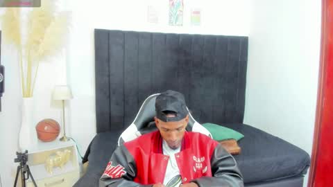       online show from 12/14/25, 11:20