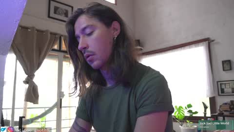 Snapshot of antinoo_gnothi chatting on 01/14/25, 01:06 Antinoo Gnothi online show from 01/14/25, 01:06