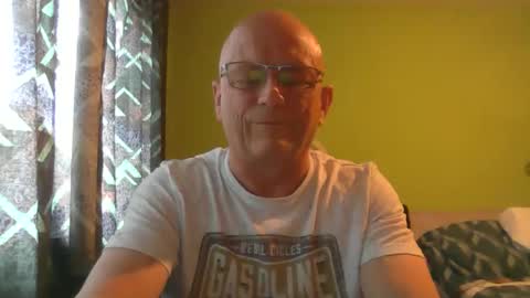 Snapshot of antmatt2025 chatting on 05/11/26, 04:15 antmatt2025 online show from 05/11/26, 04:15