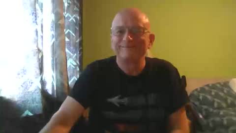 Snapshot of antmatt2025 chatting on 05/12/26, 04:37 antmatt2025 online show from 05/12/26, 04:37