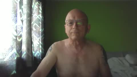 Snapshot of antmatt2025 chatting on 05/25/26, 05:46 antmatt2025 online show from 05/25/26, 05:46