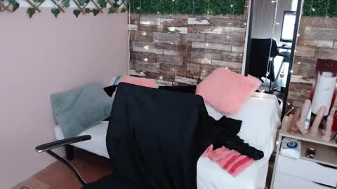 antolyh_c online show from 03/04/25, 06:39