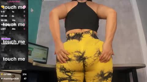 Snapshot of antonela85 chatting on 12/22/24, 11:41 antonella online show from 12/22/24, 11:41