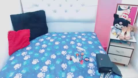 antonela_xx3 online show from 03/18/26, 08:34