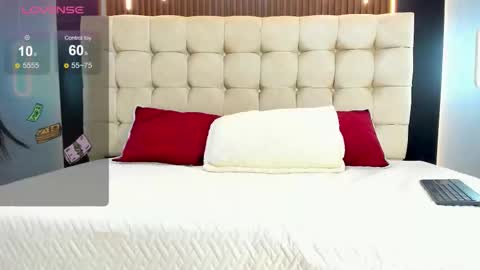 Snapshot of antonella06_ chatting on 02/26/26, 02:16 .. .. online show from 02/26/26, 02:16