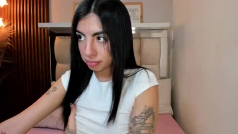 Antonella online show from 02/11/25, 08:42