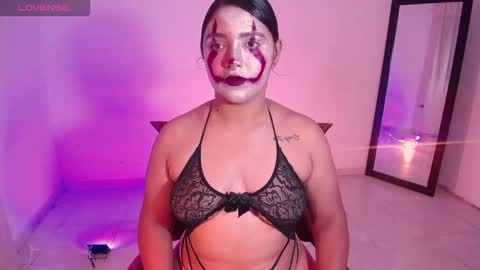 Snapshot of antonella_hot_x chatting on 10/31/25, 09:05 Antonella online show from 10/31/25, 09:05