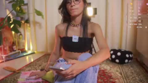 Snapshot of antonella_maitt chatting on 06/26/26, 12:26 Nell. online show from 06/26/26, 12:26
