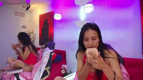 Snapshot of antonella_rivers chatting on 05/19/26, 12:44 Antonella. online show from 05/19/26, 12:44