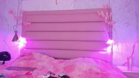 Antonella Rossi online show from 11/08/25, 02:17