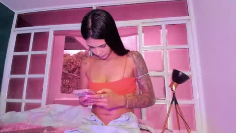 Snapshot of antonella_rossi24 chatting on 05/03/26, 08:15 Antonella Rossi online show from 05/03/26, 08:15