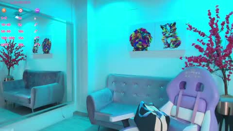 Snapshot of antonella_wiild chatting on 05/07/26, 03:45 Antonella online show from 05/07/26, 03:45