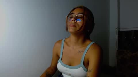 Snapshot of antonellaandnoah chatting on 02/27/25, 03:14 AntonellaAndNoah online show from 02/27/25, 03:14