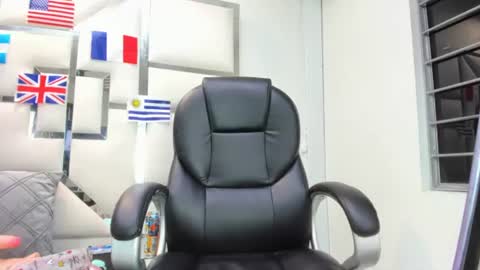 Snapshot of antonellablazee chatting on 07/02/26, 05:24 AntonelLaBlazee online show from 07/02/26, 05:24