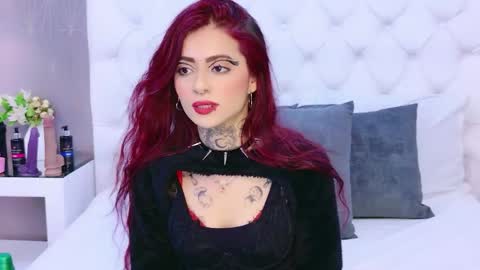 Snapshot of antonellaescudero chatting on 06/03/26, 12:46 AntonellaEscudero online show from 06/03/26, 12:46