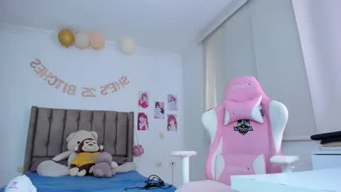 antonellagoddess online show from 03/12/25, 09:45