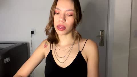 Antonella  online show from 12/26/24, 11:43