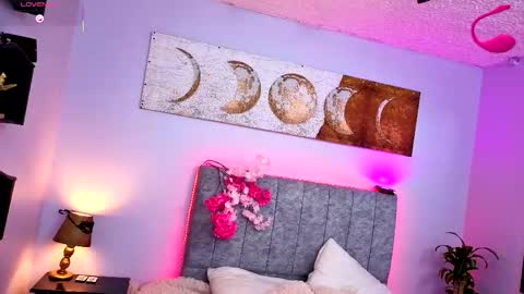  Antonella online show from 10/15/25, 08:20