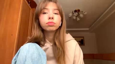 Snapshot of antonettabunyan chatting on 02/27/26, 10:04 Serena online show from 02/27/26, 10:04