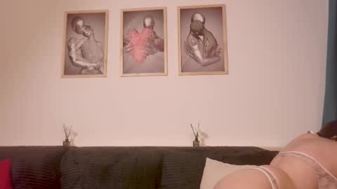 Antonia online show from 03/05/26, 09:49