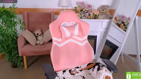 antonia_ferrero online show from 10/23/25, 06:45