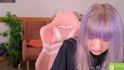 antonia_ferrero online show from 11/06/25, 07:09