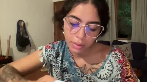 Antonia online show from 01/04/25, 04:23